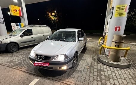 Toyota Avensis III рестайлинг, 2000 год, 360 000 рублей, 4 фотография