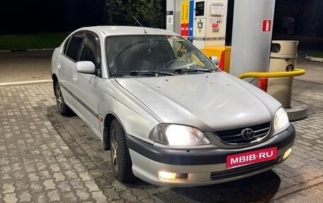 Toyota Avensis III рестайлинг, 2000 год, 360 000 рублей, 3 фотография