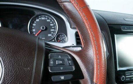 Volkswagen Touareg III, 2011 год, 1 979 000 рублей, 12 фотография