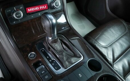 Volkswagen Touareg III, 2011 год, 1 979 000 рублей, 16 фотография