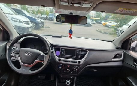 Hyundai Solaris II рестайлинг, 2017 год, 795 000 рублей, 6 фотография