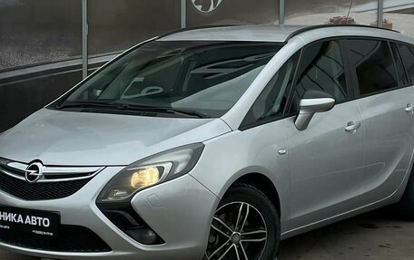 Opel Zafira C рестайлинг, 2013 год, 850 000 рублей, 1 фотография