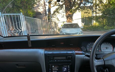Nissan Laurel VIII, 1998 год, 600 000 рублей, 8 фотография