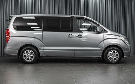 Hyundai Grand Starex Grand Starex I рестайлинг 2, 2011 год, 1 599 000 рублей, 5 фотография