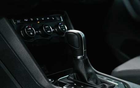 Volkswagen Tiguan II, 2017 год, 2 850 000 рублей, 10 фотография