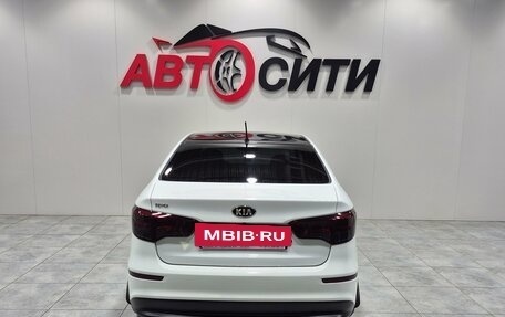 KIA Rio III рестайлинг, 2015 год, 890 000 рублей, 6 фотография
