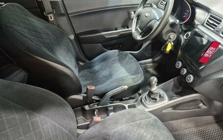 KIA Rio III рестайлинг, 2015 год, 890 000 рублей, 17 фотография