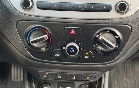 Hyundai Solaris II рестайлинг, 2018 год, 1 299 000 рублей, 16 фотография