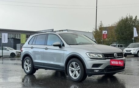 Volkswagen Tiguan II, 2020 год, 2 699 000 рублей, 2 фотография