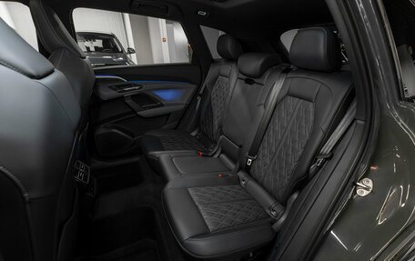 Audi Q5, 2026 год, 7 200 000 рублей, 30 фотография