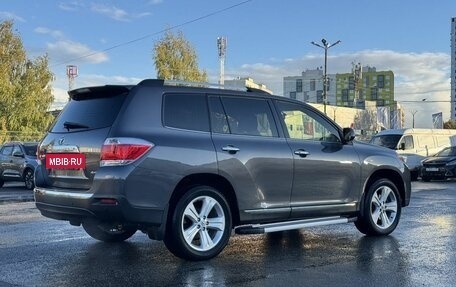 Toyota Highlander III, 2012 год, 1 999 000 рублей, 7 фотография