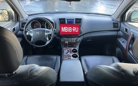 Toyota Highlander III, 2012 год, 1 999 000 рублей, 14 фотография