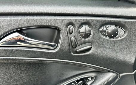 Mercedes-Benz CLS, 2004 год, 1 500 000 рублей, 6 фотография