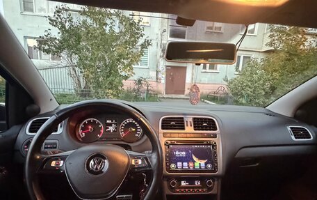 Volkswagen Polo VI (EU Market), 2016 год, 1 333 000 рублей, 8 фотография