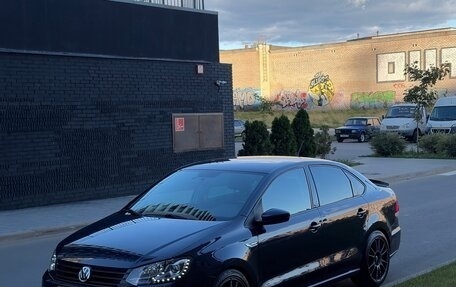Volkswagen Polo VI (EU Market), 2016 год, 1 333 000 рублей, 2 фотография