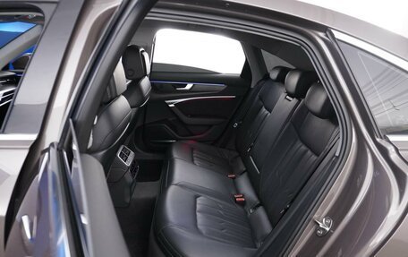 Audi A6, 2018 год, 4 299 077 рублей, 9 фотография