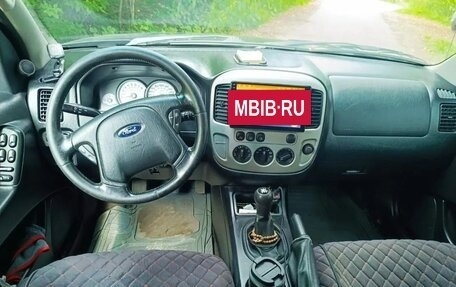 Ford Maverick, 2006 год, 750 000 рублей, 3 фотография