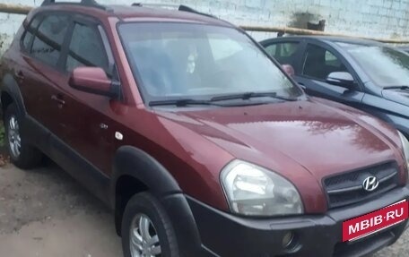 Hyundai Tucson III, 2006 год, 650 000 рублей, 2 фотография