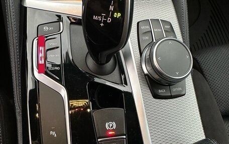 BMW 5 серия, 2019 год, 3 920 000 рублей, 20 фотография