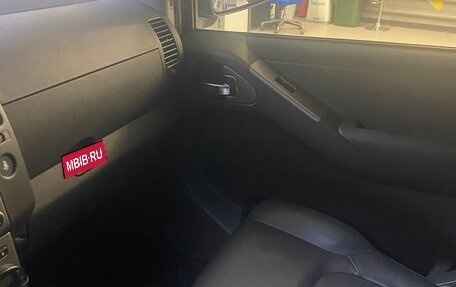 Nissan Pathfinder, 2007 год, 1 300 000 рублей, 15 фотография