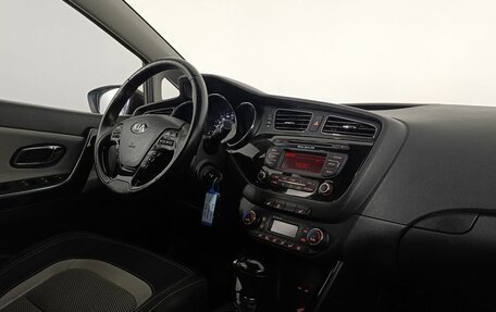 KIA cee'd III, 2014 год, 1 380 000 рублей, 11 фотография