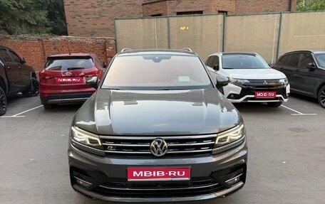 Volkswagen Tiguan II, 2019 год, 3 500 000 рублей, 1 фотография
