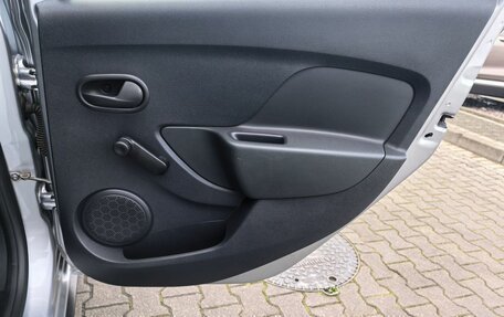 Renault Sandero II рестайлинг, 2022 год, 1 799 000 рублей, 14 фотография