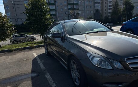 Mercedes-Benz E-Класс, 2012 год, 1 529 000 рублей, 3 фотография