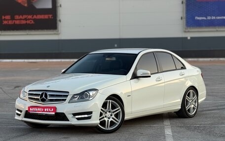 Mercedes-Benz C-Класс, 2011 год, 1 335 000 рублей, 1 фотография