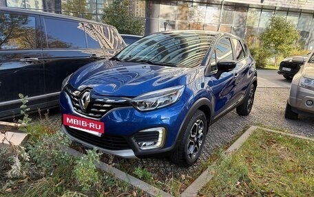 Renault Kaptur I рестайлинг, 2020 год, 2 200 000 рублей, 2 фотография