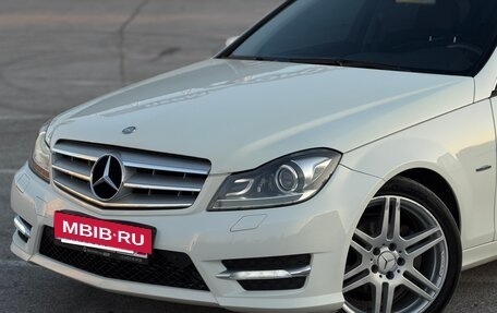 Mercedes-Benz C-Класс, 2011 год, 1 335 000 рублей, 2 фотография
