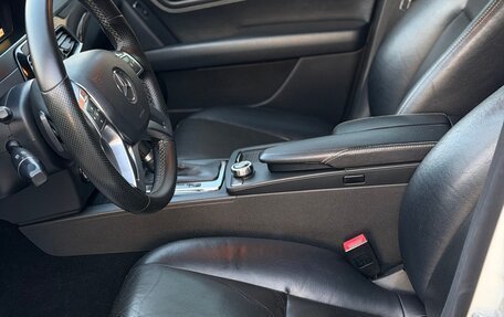 Mercedes-Benz C-Класс, 2011 год, 1 335 000 рублей, 24 фотография