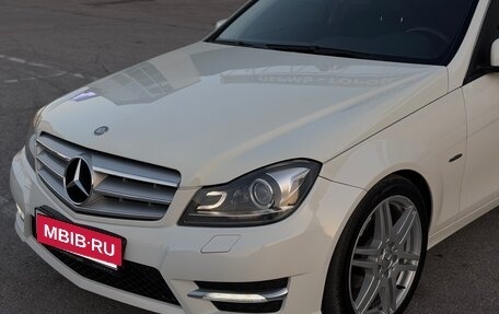 Mercedes-Benz C-Класс, 2011 год, 1 335 000 рублей, 20 фотография