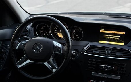 Mercedes-Benz C-Класс, 2011 год, 1 335 000 рублей, 32 фотография