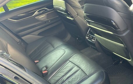 BMW 7 серия, 2019 год, 6 500 000 рублей, 13 фотография