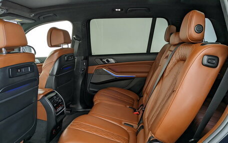 BMW X7, 2021 год, 9 200 000 рублей, 14 фотография