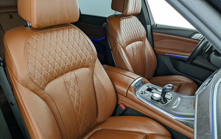 BMW X7, 2021 год, 9 200 000 рублей, 26 фотография