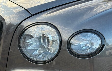 Bentley Flying Spur, 2020 год, 18 500 000 рублей, 7 фотография