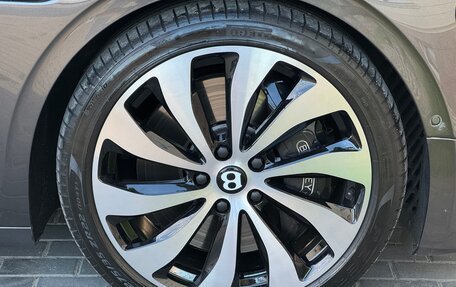 Bentley Flying Spur, 2020 год, 18 500 000 рублей, 19 фотография
