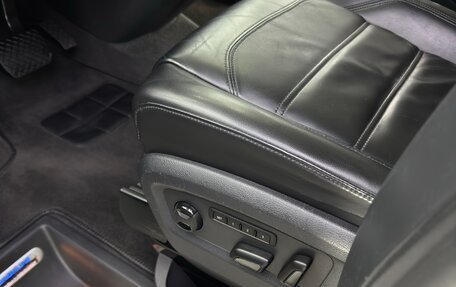 Volkswagen Multivan T6 рестайлинг, 2018 год, 4 705 000 рублей, 9 фотография