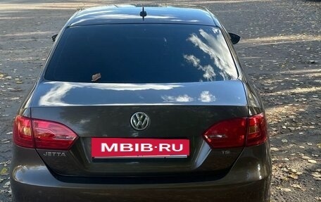 Volkswagen Jetta VI, 2012 год, 830 000 рублей, 4 фотография
