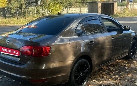 Volkswagen Jetta VI, 2012 год, 830 000 рублей, 3 фотография