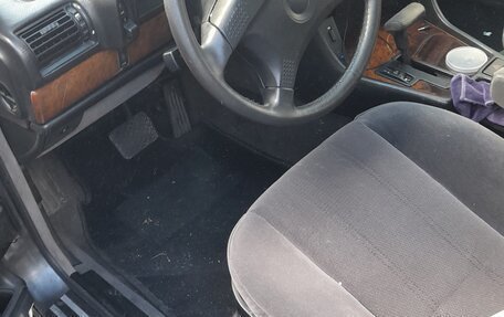BMW 7 серия, 1992 год, 850 000 рублей, 3 фотография