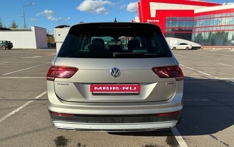 Volkswagen Tiguan II, 2019 год, 2 350 000 рублей, 7 фотография