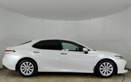 Toyota Camry, 2020 год, 3 100 000 рублей, 4 фотография