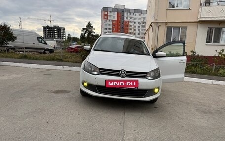 Volkswagen Polo VI (EU Market), 2014 год, 370 000 рублей, 1 фотография