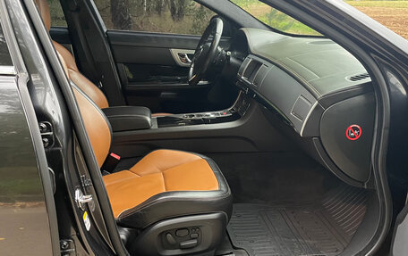 Jaguar XF I рестайлинг, 2012 год, 1 075 000 рублей, 9 фотография