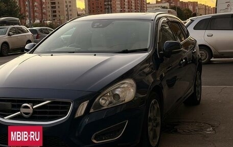 Volvo V60 I, 2012 год, 1 300 000 рублей, 6 фотография