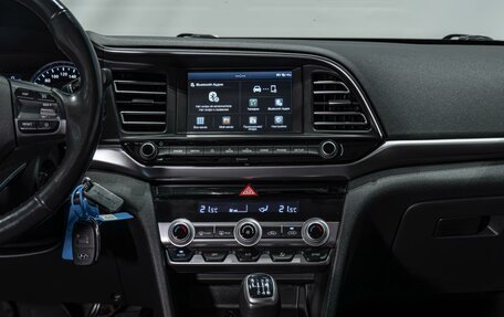 Hyundai Elantra VI рестайлинг, 2019 год, 1 690 000 рублей, 12 фотография