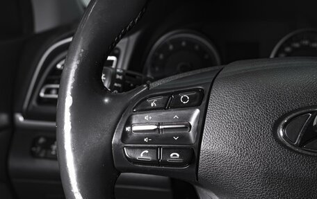 Hyundai Elantra VI рестайлинг, 2019 год, 1 690 000 рублей, 19 фотография